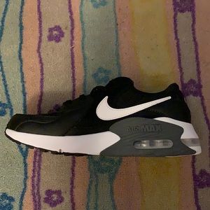 Black & White Air Max Excee